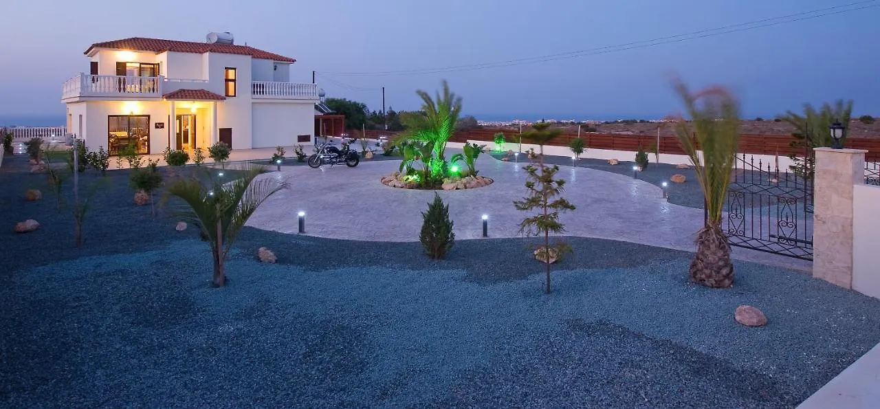 Amani Villa Протарас